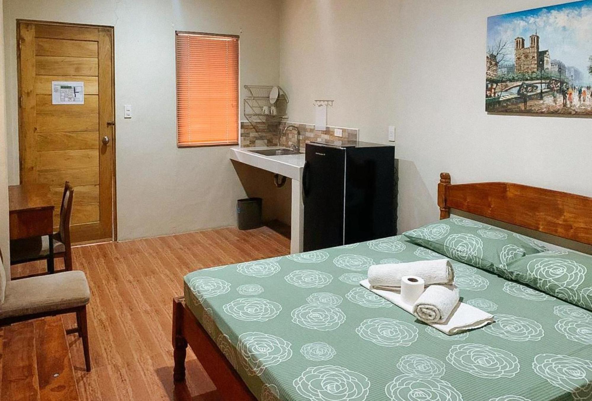Urbanview Bnky Bed And Breakfast Palawan By Reddoorz El Nido Buitenkant foto