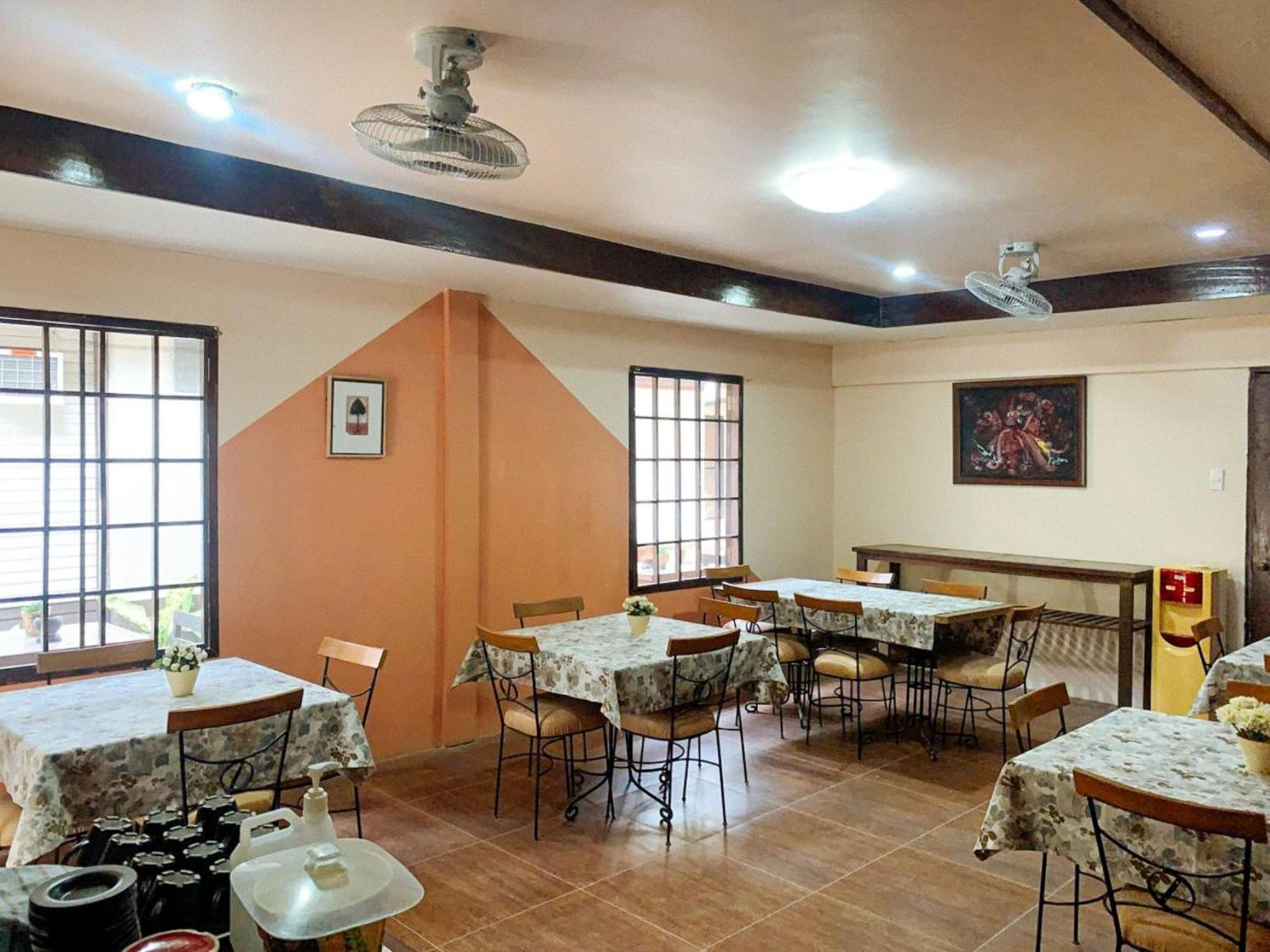 Urbanview Bnky Bed And Breakfast Palawan By Reddoorz El Nido Buitenkant foto